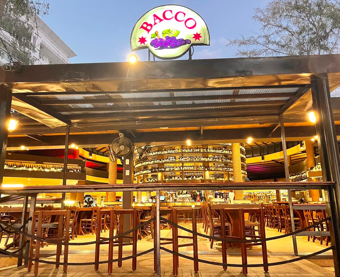 รีวิว Bacco Beach Restaurant & Wine Bar