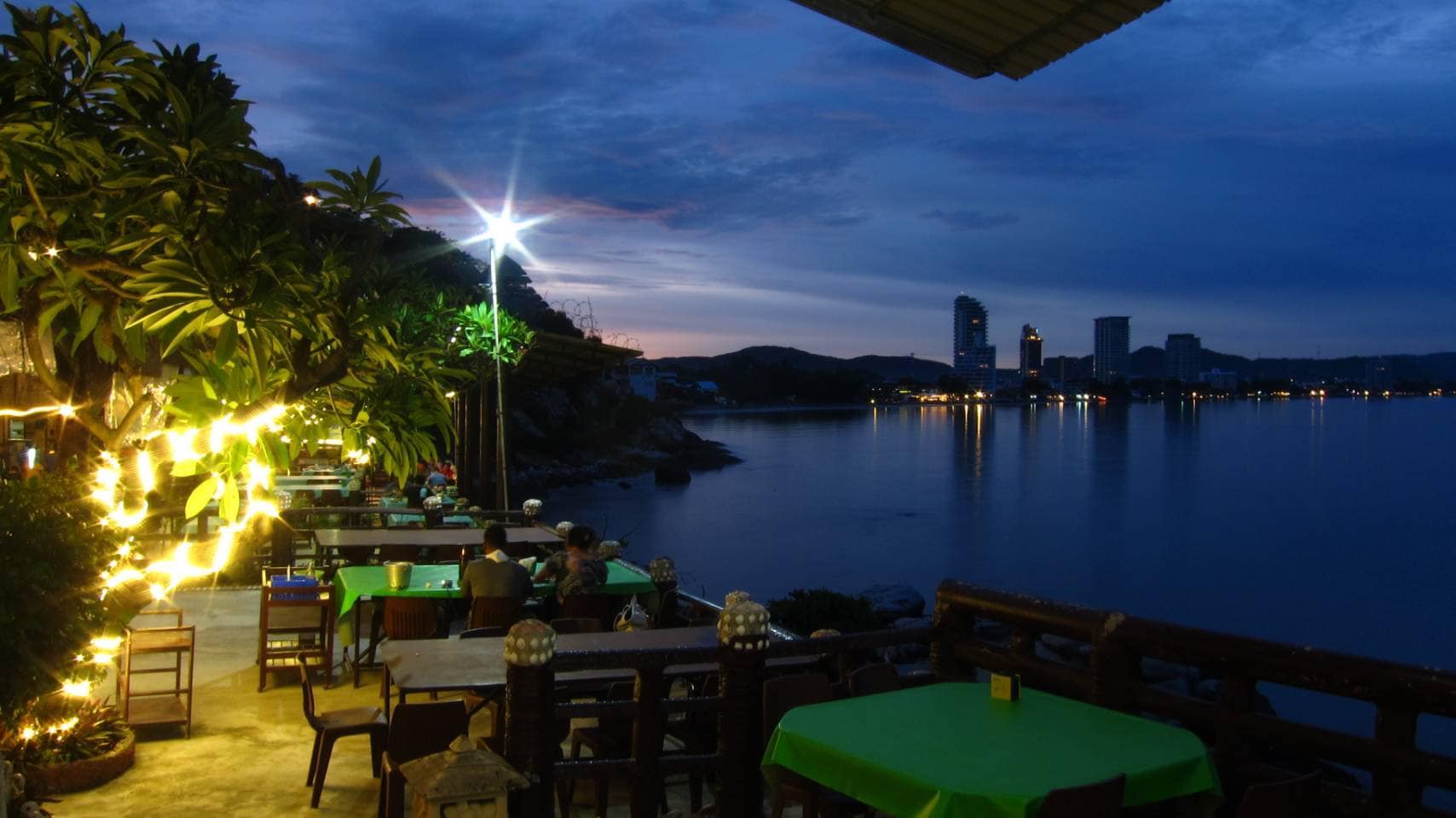ร้านอาหารหัวหินติดทะเล