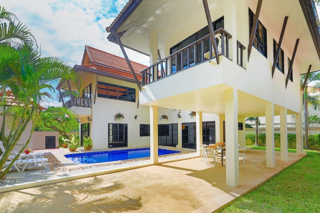 pool villa พัทยา 2023