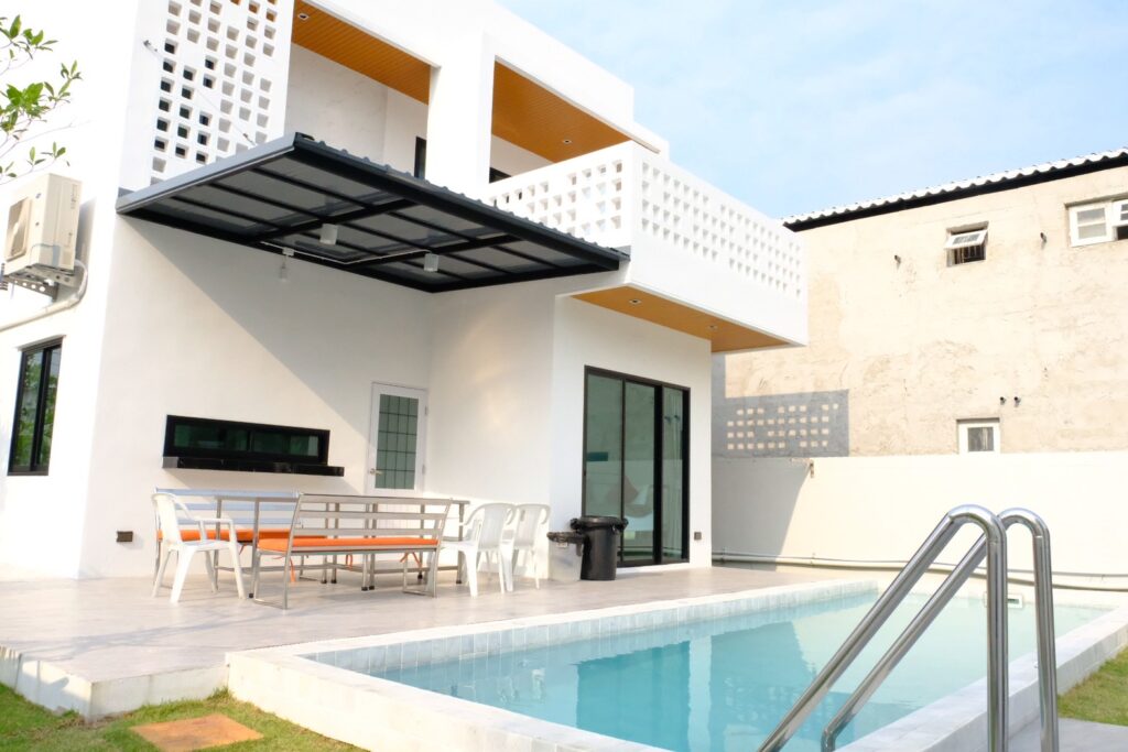 pool villa บางแสน